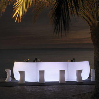 Vondom Fiesta Barra bar counter LED bright white by Archirivolto Buy now on Shopdecor