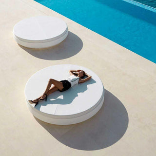 Vondom Vela Daybed diam.210 cm round reclining garden daybed Buy now on Shopdecor